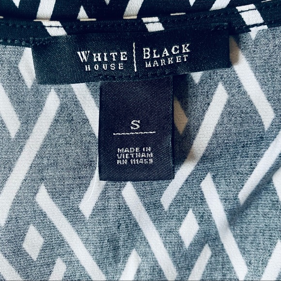 WHBM B & W Sleeveless Layered Ruffle Top - Picture 4 of 4